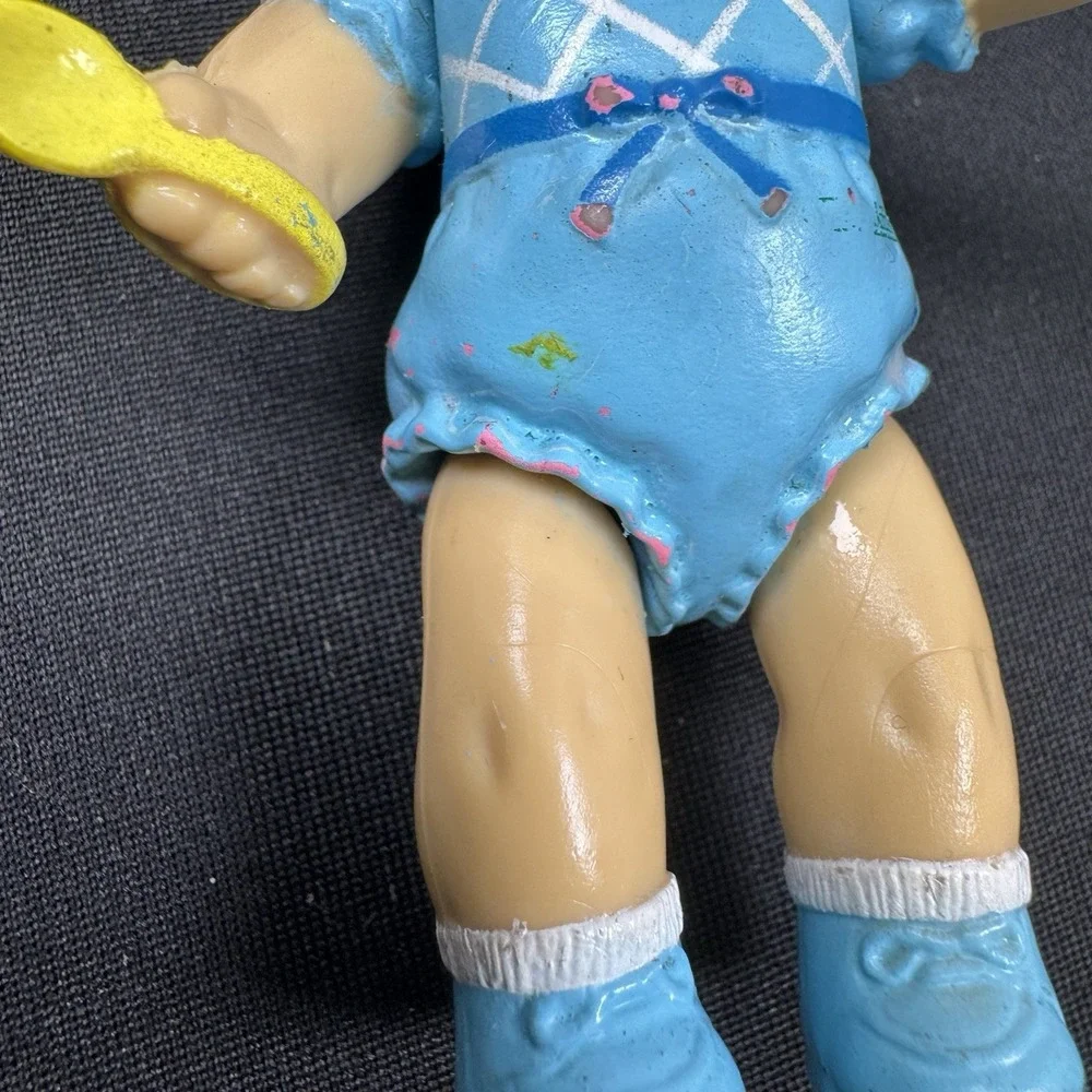 Cabbage Patch Kids Figure 1980's Baby Bald Yellow Spoon Blue Outfit 3.5